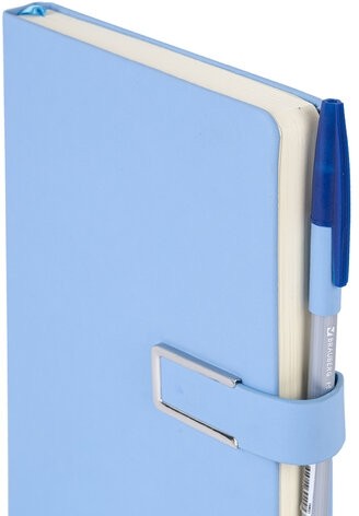 Ежедневник недатированный А5 143х210мм BRAUBERG Deluxe, под кожу, магнит 160л, голубой, 117144