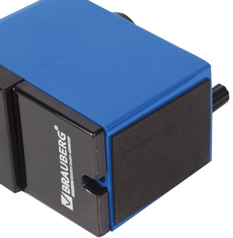 Точилка механическая BRAUBERG "UNIVERSAL", крепление к столу, металлический механизм, чёрный/синий, 222515