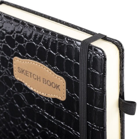 Скетчбук, слоновая кость 140 г/м2, 130х210 мм, 80 л., КОЖЗАМ, резинка, BRAUBERG ART CLASSIC, CROCO, черный, 116470