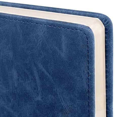 Ежедневник недатированный А5 138х213 мм BRAUBERG "Status", под кожу, 160 л., темно-синий, 113362