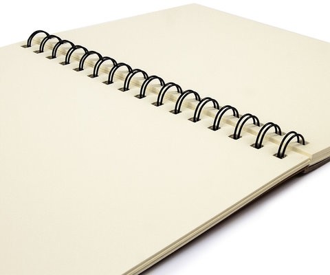 Скетчбук, слоновая кость 150 г/м2, 148х210 мм, 30 л., гребень, BRAUBERG ART CLASSIC, 128948