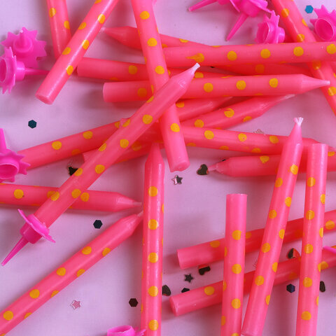 Набор свечей для торта 24 шт., 6 см, 24 держателя, розовые в горошек, ЗОЛОТАЯ СКАЗКА, в блистере, 591458