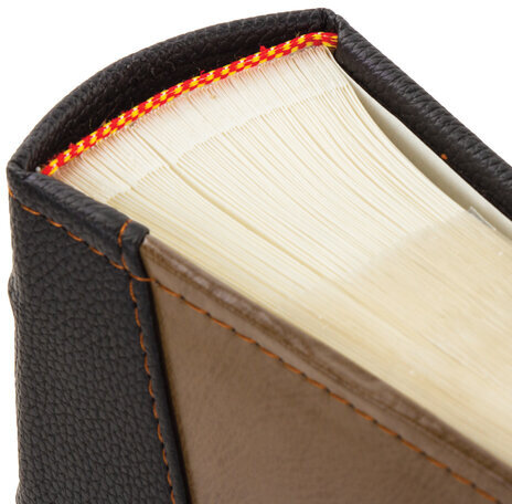 Фотоальбом BRAUBERG "Business style" на 300 фото 10х15 см, под кожу, бумажные страницы, бокс, 391183