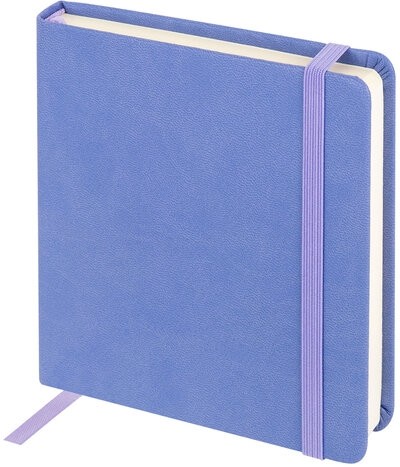 Скетчбук, слоновая кость 140 г/м2 120х120 мм, 80 л., КОЖЗАМ, резинка, BRAUBERG ART CLASSIC, пастель сиреневый, 116877