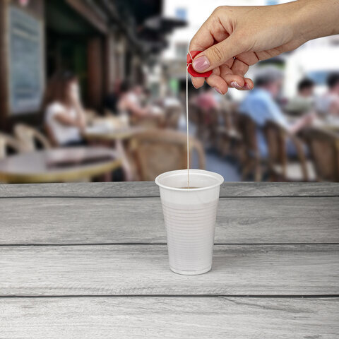 Одноразовые стаканы 200 мл, КОМПЛЕКТ 100 шт., пластиковые, "БЮДЖЕТ", белые, ПП, холодное/горячее, LAIMA, 600934