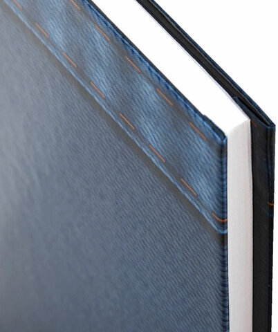 Блокнот МАЛЫЙ ФОРМАТ 110х147 мм А6, 80 л., твердый переплет, ламинированная обложка, клетка, STAFF, "Джинса", 120952