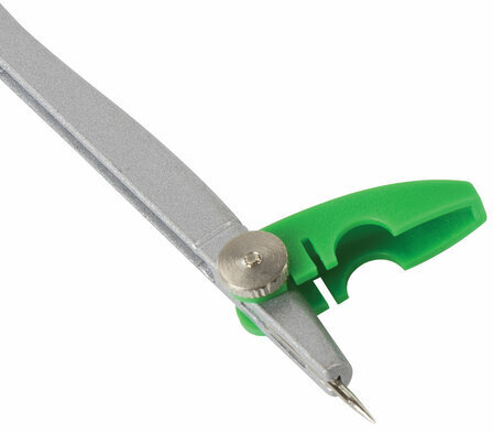 Готовальня BRAUBERG "Klasse", 2 предмета: циркуль 125 мм + колпачок, грифель, пенал с подвесом, 210320