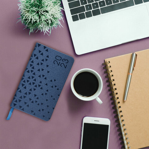 Еженедельник датированный 2023 МАЛЫЙ ФОРМАТ 95х155 мм А6, BRAUBERG "Glance", под кожу, синий, 113976