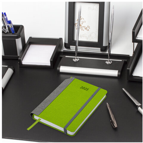 Ежедневник датированный 2025 А5 138x213 мм, BRAUBERG "Mosaic", под кожу, карман для ручки, резинка-фиксатор, 115834