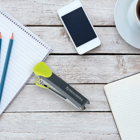 Степлер №10 металлический BRAUBERG "UNIVERSAL GT", до 16 листов, с антистеплером, зеленый, 272752