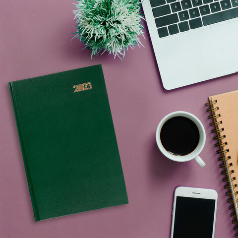 Ежедневник датированный на 2023 (145х215 мм), А5, STAFF, обложка бумвинил, зеленый, 114190