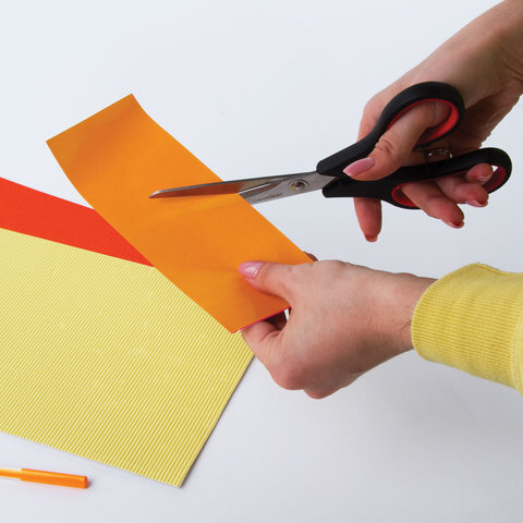 Ножницы ОФИСМАГ "Soft Grip", 216 мм, резиновые вставки, черно-красные, 3-х сторонняя заточка, в картонная упаковка с европодвесом, 231523