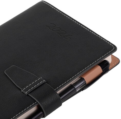 Ежедневник датированный 2026, А5, 143х218 мм, BRAUBERG "Journal", под кожу, застежка, держатель для ручки, органайзер, черный, 117382