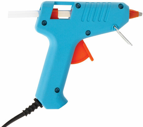 Клеевой пистолет 15 Вт для стержня 7 мм, комплект 20 стержней (10 белых + 10 прозрачных), BRAUBERG, 671052