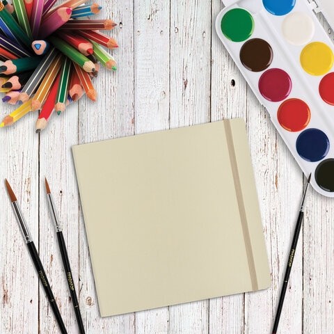 Скетчбук для акварели, 200 г/м2, 195х195 мм, среднее зерно, 20 л., сшивка, резинка, БЕЖЕВЫЙ, BRAUBERG ART, 113260