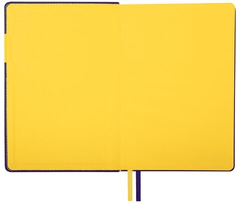 Ежедневник недатированный А5 (138х213 мм), BRAUBERG "AIM", под кожу, 136 л., фиолетовый, 113424