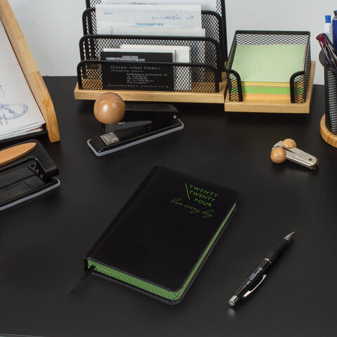 Ежедневник датированный 2024 МАЛЫЙ ФОРМАТ А6 100х150 мм, BRAUBERG "Chameleon", под кожу, черный/зеленый, 114799