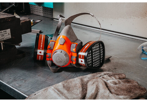 Полумаска фильтрующая Jeta Safety 6500, мягкий силиконовый материал, без фильтров, размер М, 6500-M