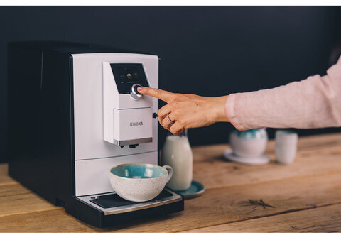 Кофемашина NIVONA CafeRomatica NICR796, 1455 Вт, объем 2,2 л, автокапучинатор, белая, NICR 796