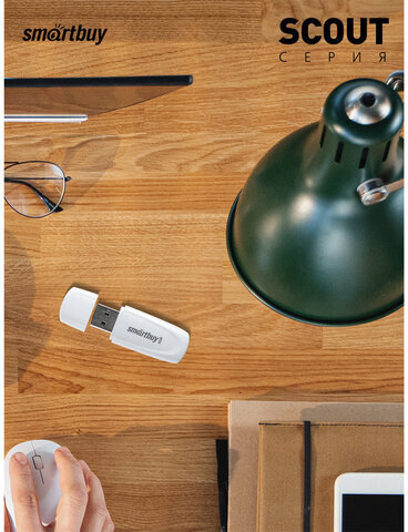 Флеш-диск 8 GB SMARTBUY Scout USB 2.0, белый, SB008GB2SCW