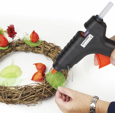 Клеевые стержни, диаметр 11 мм, длина 200 мм, прозрачные, комплект 12 шт., BRAUBERG, европодвес, 670294