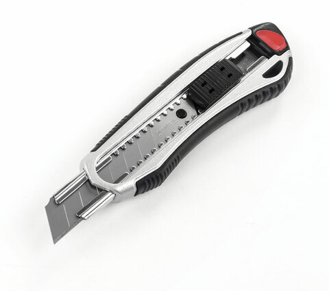 Нож канцелярский мощный 18 мм BRAUBERG "Heavy duty", автофиксатор, резиновые вставки, металл, 237158