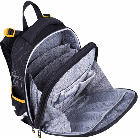 Ранец BRAUBERG PREMIUM, 2 отделения, с брелком, "Venomous spider", 3D панель, 38х29х16 см, 271355