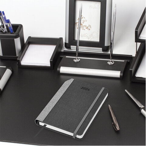Ежедневник датированный 2024 А5 138x213мм BRAUBERG Mosaic, под кожу, карман для ручки, черный, 114907