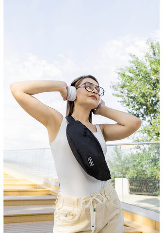 Сумка на пояс HEIKKI RIO (ХЕЙКИ), два отделения, регулируемый ремень, черная, 38х12х8 см, 272614