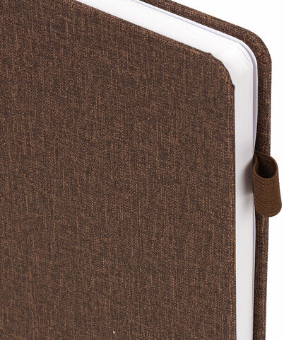 Ежедневник недатированный А5 138x213 мм BRAUBERG "Finest" под кожу, резинка, 136 л., коричневый, 111870