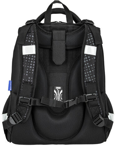 Ранец BRAUBERG LUMINOUS, 2 отделения, с брелоком, "Scorpio", СВЕТЯЩИЙСЯ РИСУНОК, 38х29х16 см, 271368