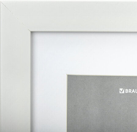 Рамка 15х21 см с паспарту 10х15 см небьющаяся, багет 20 мм пластик, BRAUBERG "New Age", белая, 391274