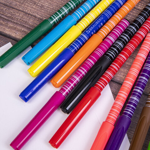 Фломастеры BRAUBERG "PREMIUM", 12 цветов, КОРПУС С ПЕЧАТЬЮ, вентилируемый колпачок, ПВХ-упаковка с европодвесом, 151942