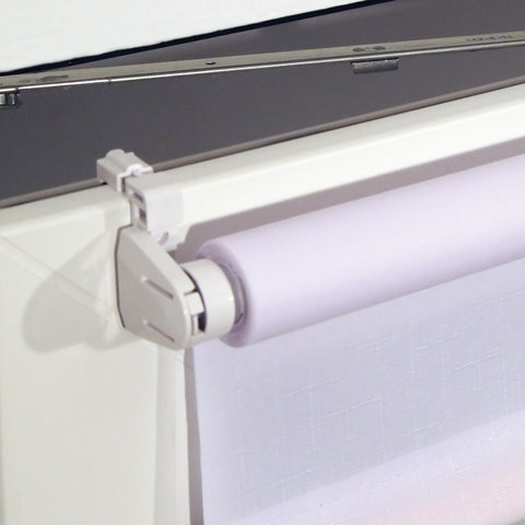 Штора рулонная BRABIX 70х175 см, текстура - лён, защита 55-85%, 200 г/м2, белый S-5, 605990