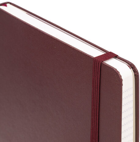 Блокнот А5 (130х210 мм), BRAUBERG ULTRA, балакрон, 80 г/м2, 96 л., клетка, бордовый, 113037