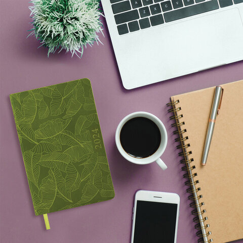 Ежедневник датированный 2024 А5 138x213 мм, BRAUBERG "Foliage", под кожу, зеленый, 114923