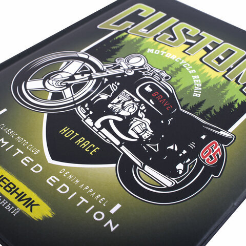 Дневник 1-11 класс 48 л., кожзам (твердая с поролоном), печать, наклейки, ЮНЛАНДИЯ, "Мотоцикл", 106186