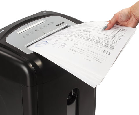 Уничтожитель (шредер) BRAUBERG S18-S, БЕСШУМНЫЙ, 2 уровень секретности, полоски 6 мм,18 листов, 28 л, 530961