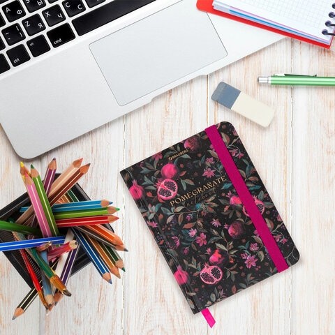 Блокнот с резинкой в клетку 96 л., МАЛЫЙ ФОРМАТ А6, 109х148 мм, твердая обложка, BRAUBERG, "Гранаты", 116331