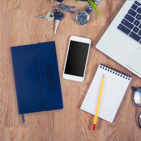 Ежедневник датированный 2025, А5, 138x213 мм, BRAUBERG "Towny", под кожу, клапан, синий, 115765