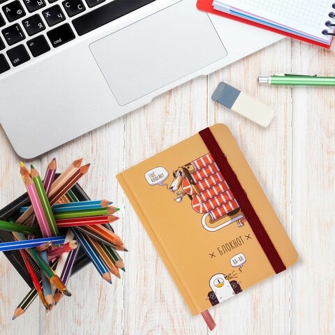 Блокнот с резинкой в клетку 96 л., МАЛЫЙ ФОРМАТ А6, 109х148 мм, твердая обложка, BRAUBERG, "Кофейку?", 116334