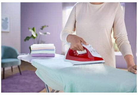 Утюг PHILIPS GC1742/40, 2000 Вт, антипригарное покрытие, самоочистка, красный