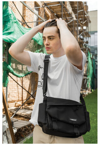 Сумка на плечо большая HEIKKI STREAM (ХЕЙКИ) два отделения, боковые карманы, А4, черная, 26х32х11 см, 272641