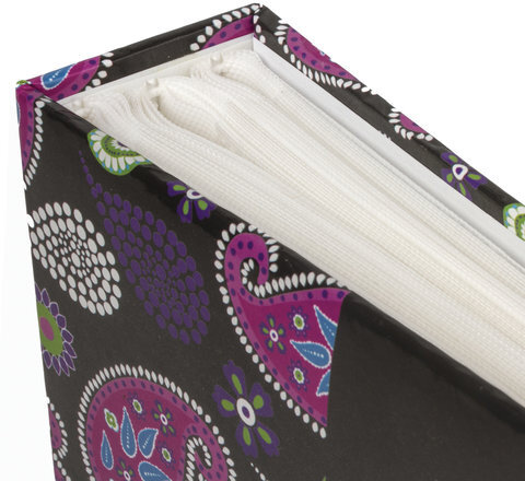 Фотоальбом BRAUBERG на 200 фотографий 10х15 см, твердая обложка, "Пейсли", черный с розовым, 390668