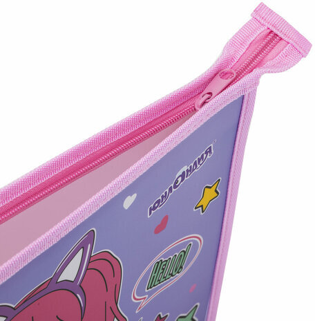 Папка для тетрадей ЮНЛАНДИЯ А4, 1 отделение, пластик, на молнии, "Anime hugs", 272138