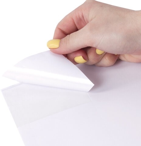 Этикетка самоклеящаяся 70х42,3 мм, 21 этикетка, белая, 80 г/м2, 100 листов, STAFF, 115181