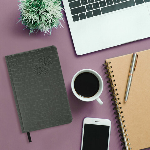 Ежедневник датированный 2024 А5 138x213 мм BRAUBERG "Comodo", под кожу, серо-зеленый, 114840