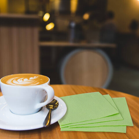 Салфетки бумажные, 250 шт., 24х24 см, LAIMA/ЛАЙМА, зеленые (пастельный цвет), 100% целлюлоза, 111952