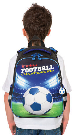 Ранец BRAUBERG PREMIUM, 2 отделения, с брелком, "Football champion", 3D панель, 38х29х16 см, 229911