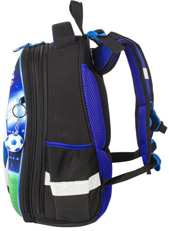 Ранец BRAUBERG PREMIUM, 2 отделения, с брелком, "Football champion", 3D панель, 38х29х16 см, 229911